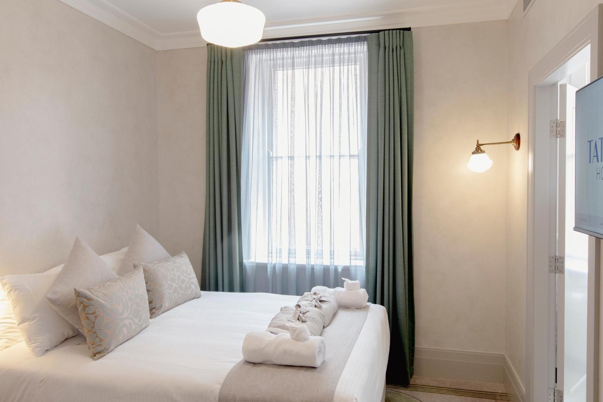 Tattersalls Hotel Armidale Exterior photo